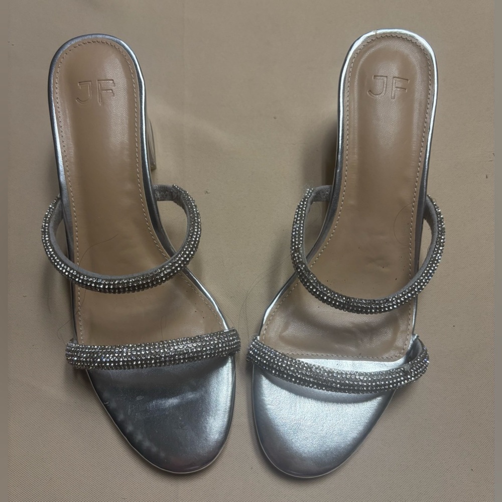 JustFab‎ Block Heel Women’s Silver Chloe Slip On Strap Beaded Clear Sz 10 READ